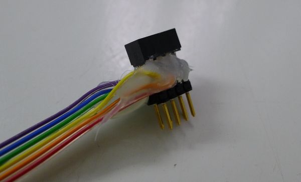 2012. Adapter.